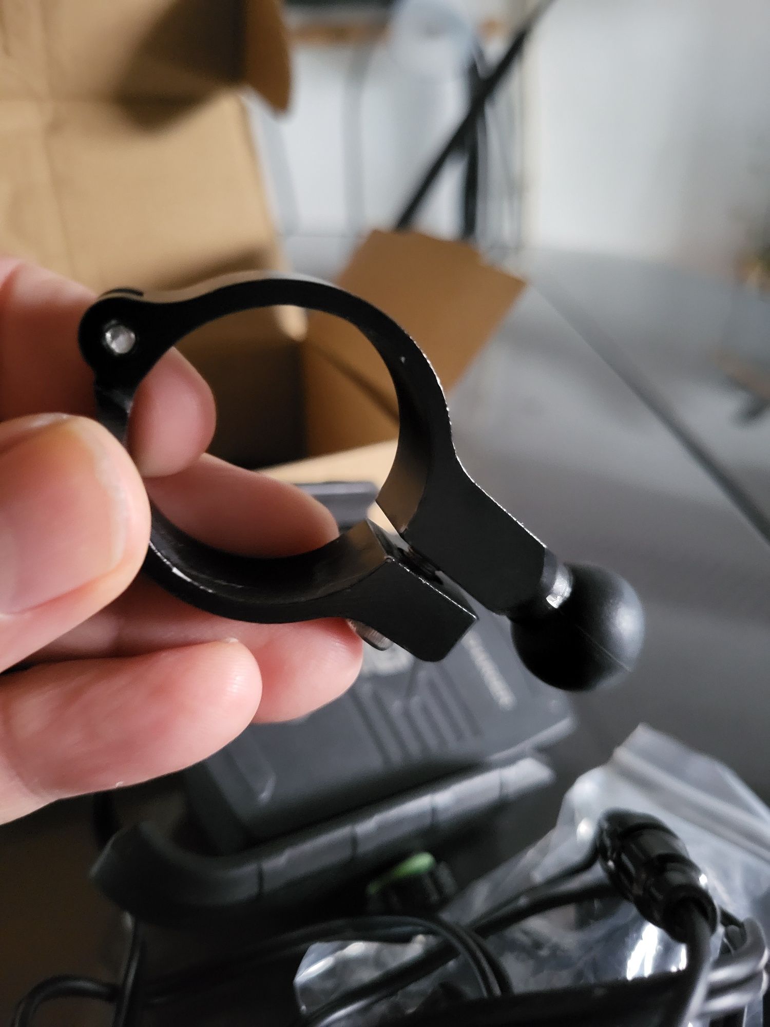 Suporte telemovel com carregador