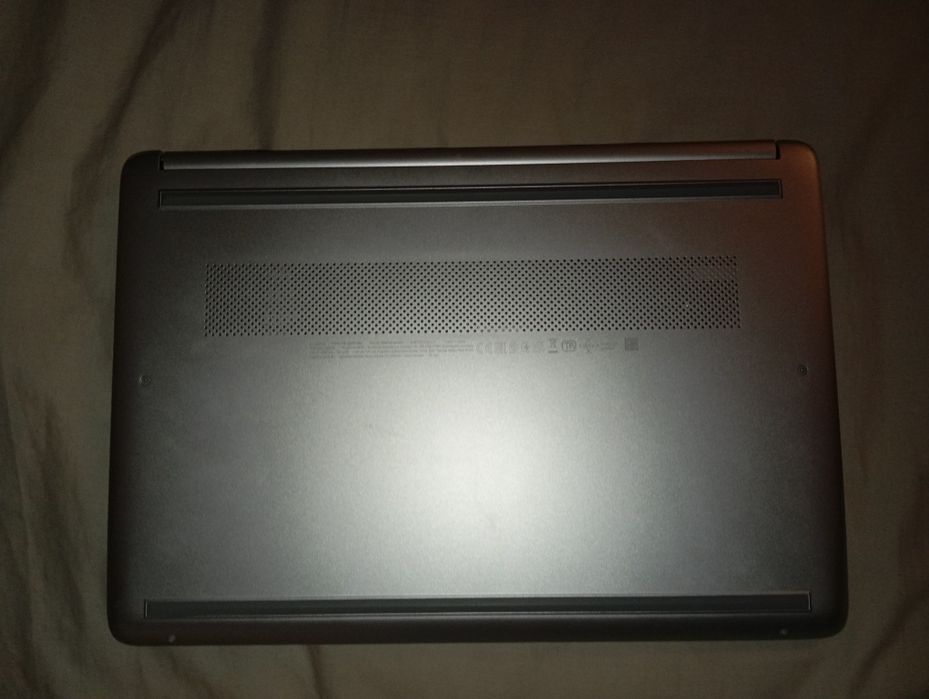 Portátil HP 14s-dq0008np