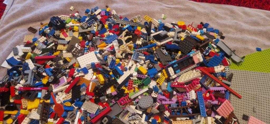 Lote de 9 Kg de peças tipo Lego