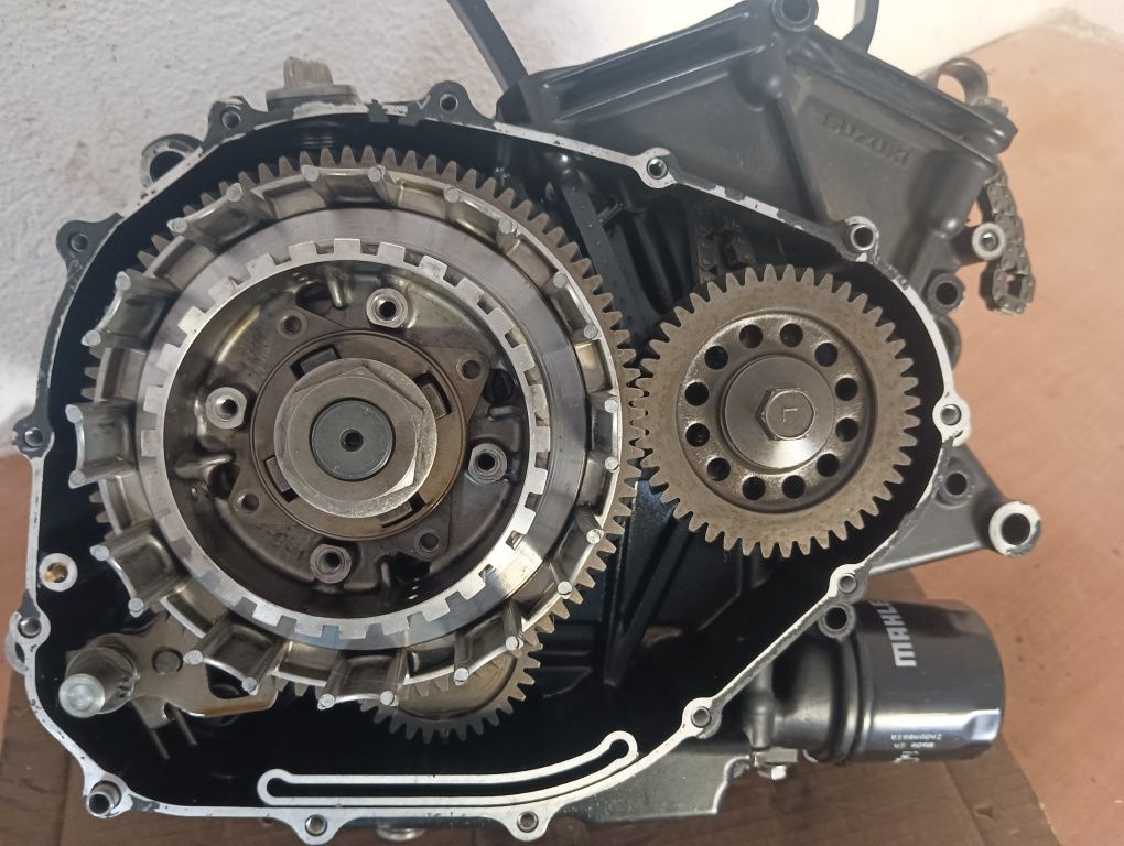 Motor Suzuki Marauder VZ800