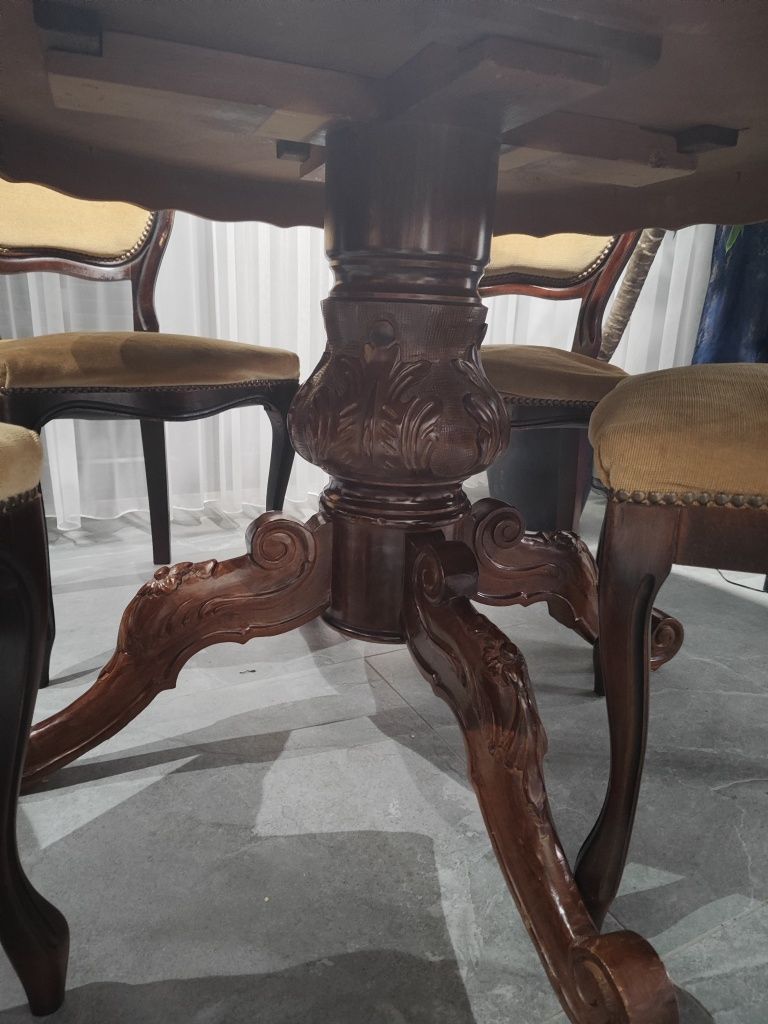 Stylowy stół okrągły z 4 krzesłami