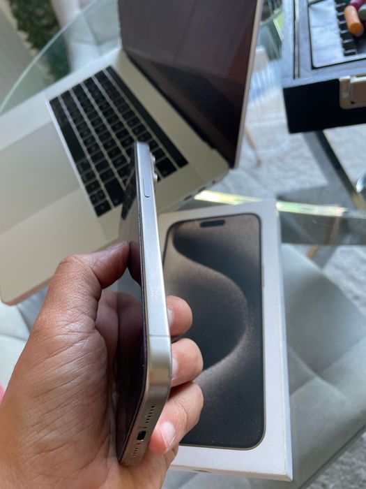 iPhone 15 Pro Max 256gb