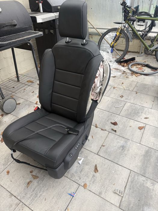 Продам водійську eлектро сідушку CITROEN JUMPY  Peugeot Traveller