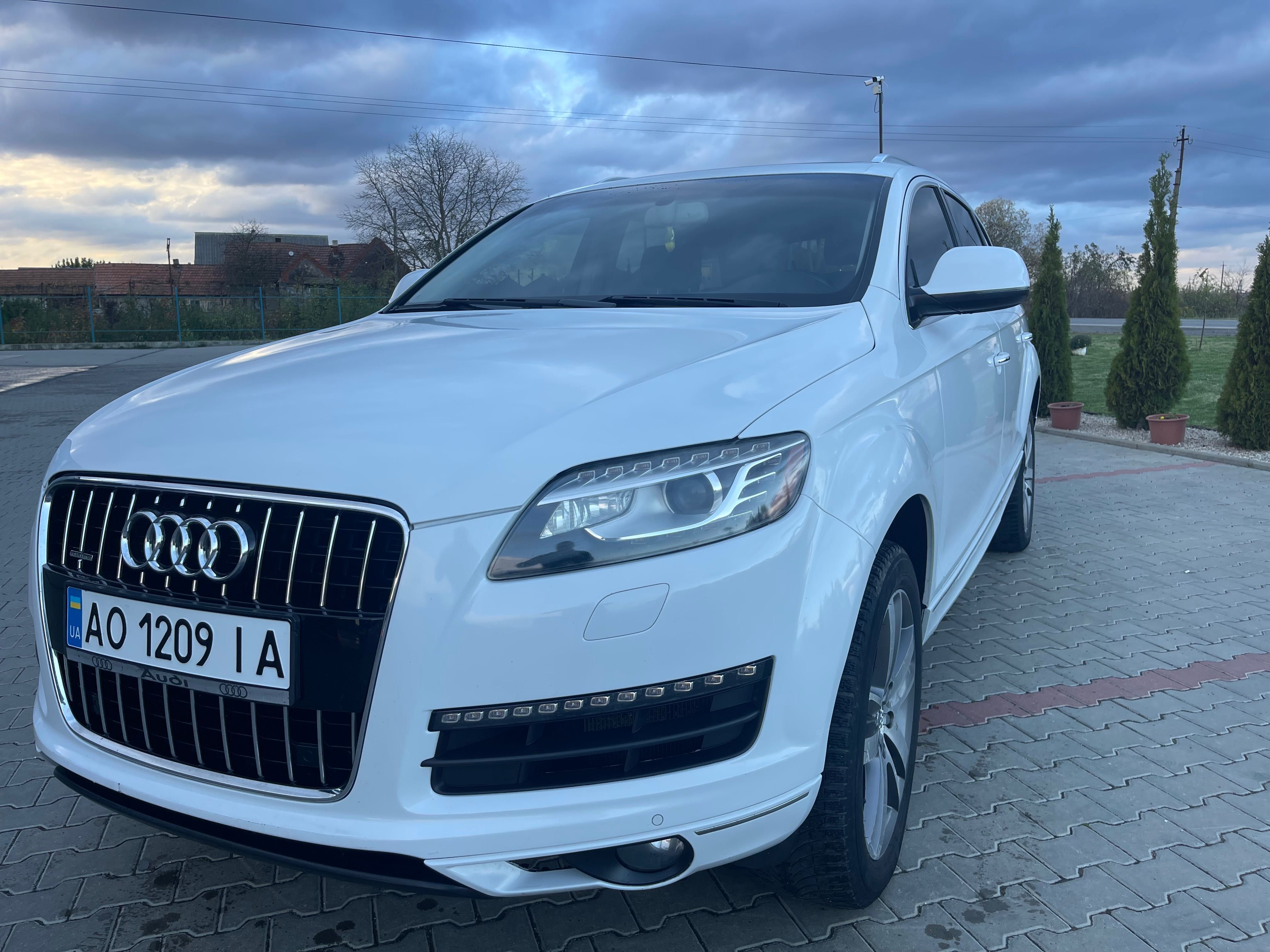 Продам Audi Q7 premium plus 2012