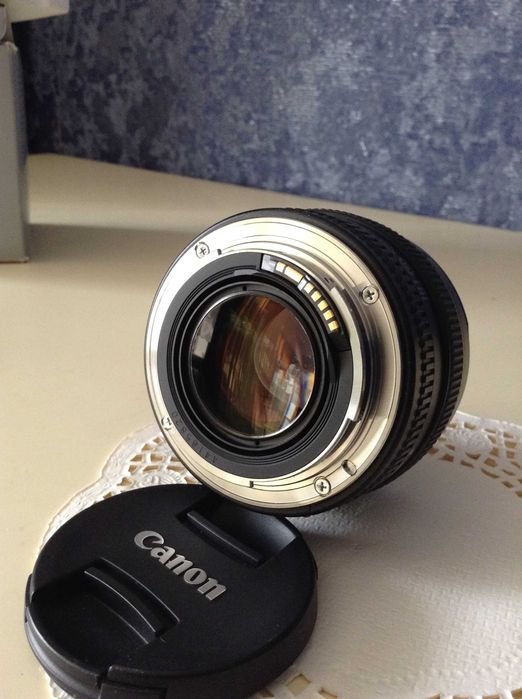 Объектив Canon EF 50mm f1.4 USM