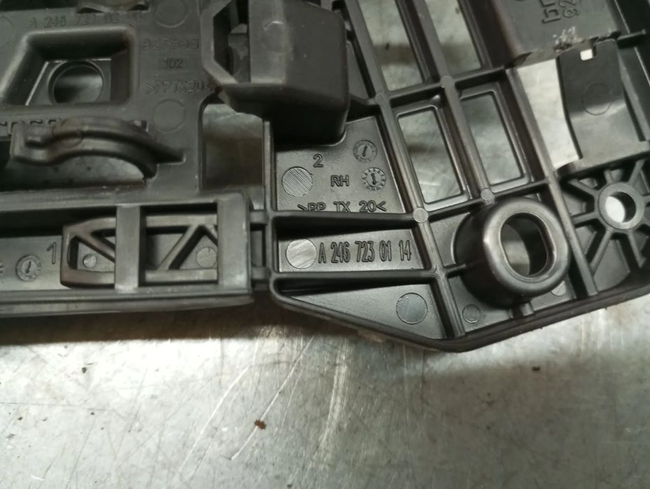 Fechadura / fecho porta trás direito MERCEDES-BENZ Classe A (W176)