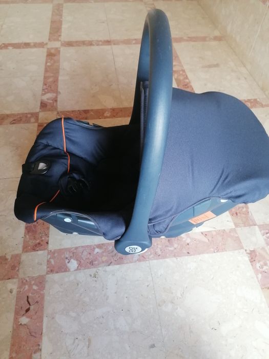Cadeira Bébé "Ovo" Prénatal  (0 a 13 Kg)

Como novo