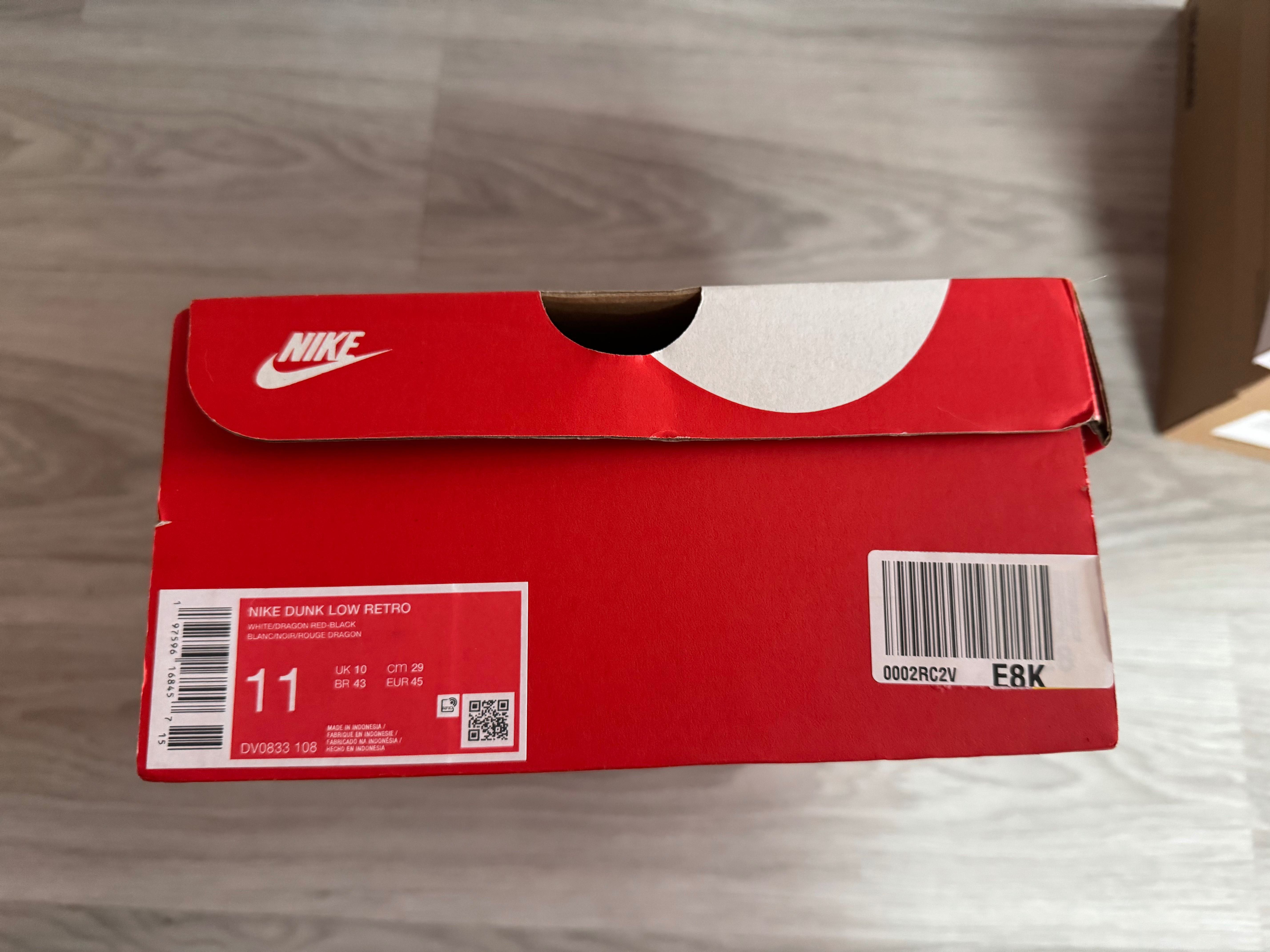 Pudełka po butach Nike czerwone, Air Jordan, Lacoste, Adidas, Salomon
