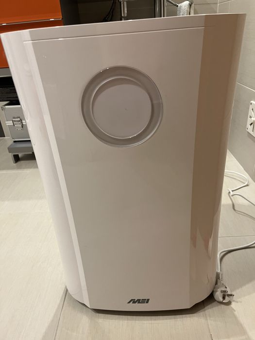 Desumidificador MEI DH 5020 (30 m2 - 4 L - 20 L/dia)