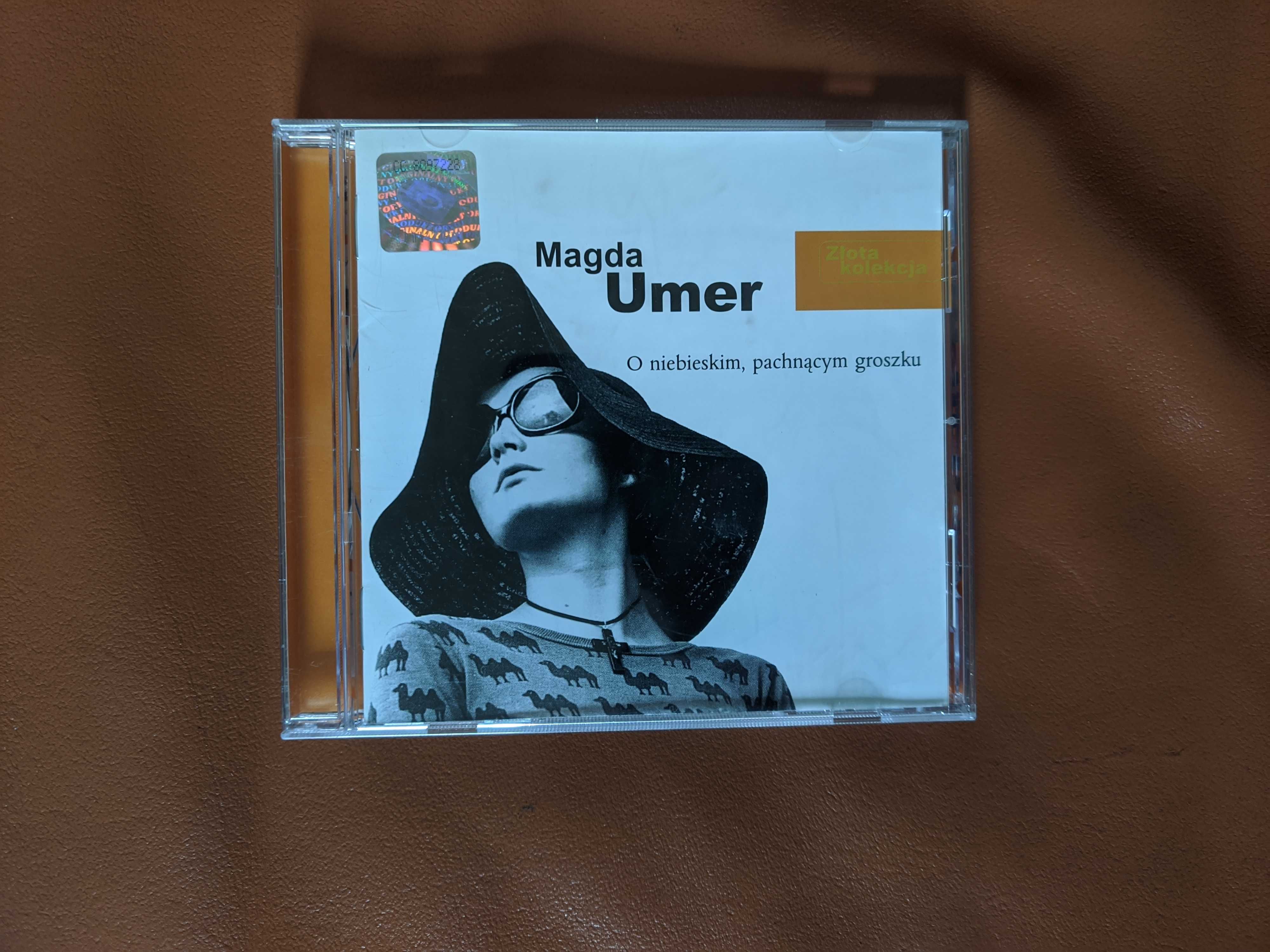 CD Magda Umer, O niebieskim EX
