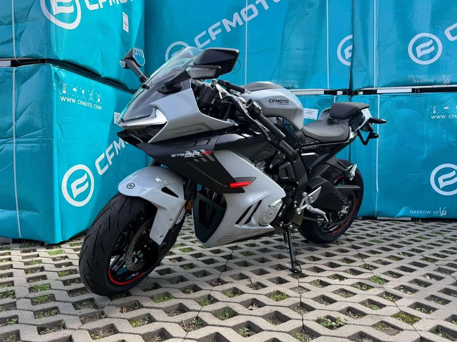 CFMoto SR 675SR CF MOTO motocykl ścigacz 675 Warszawa faktura sr triumph 675sr-r