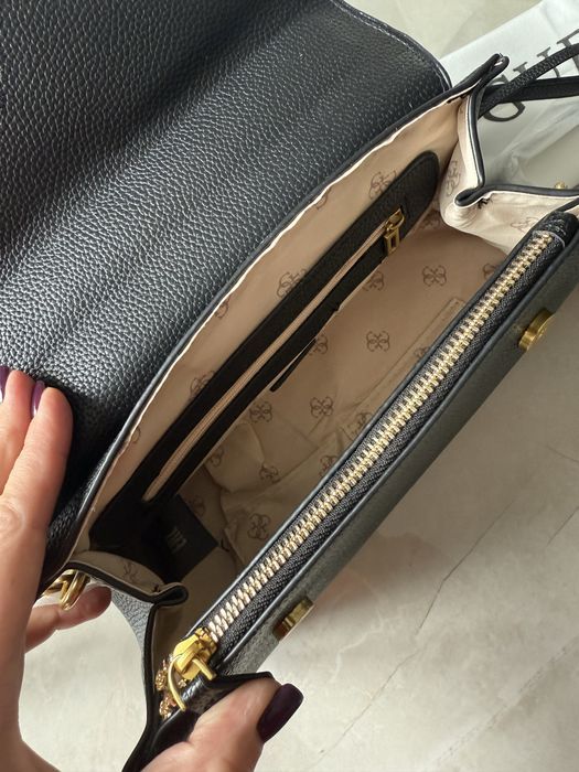 Сумка Guess кроссбоді