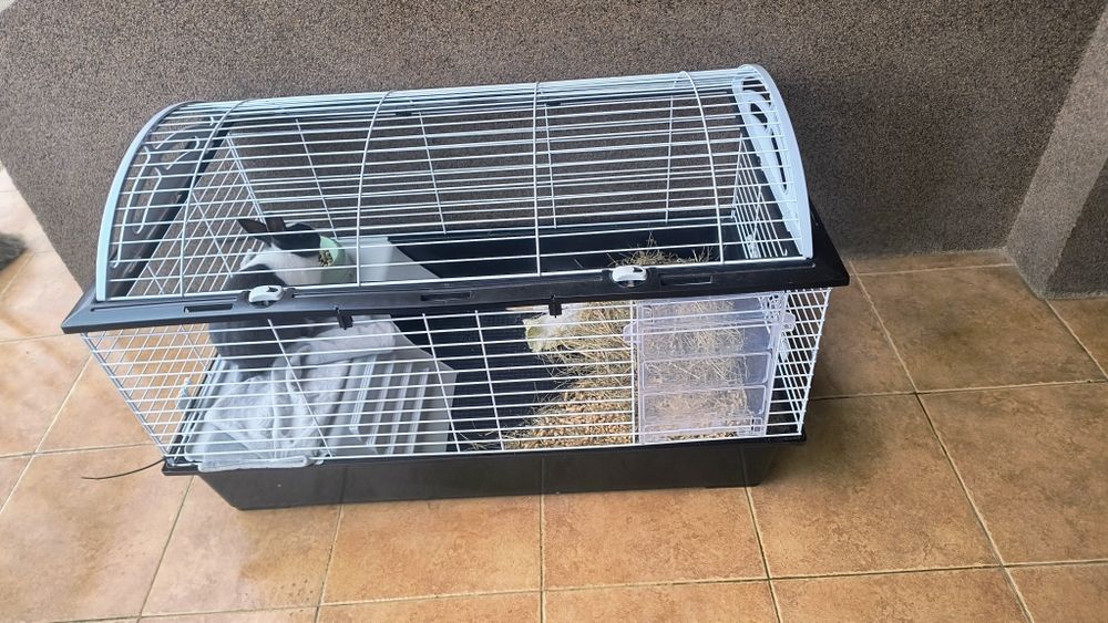 Sprzedam duża klatkę