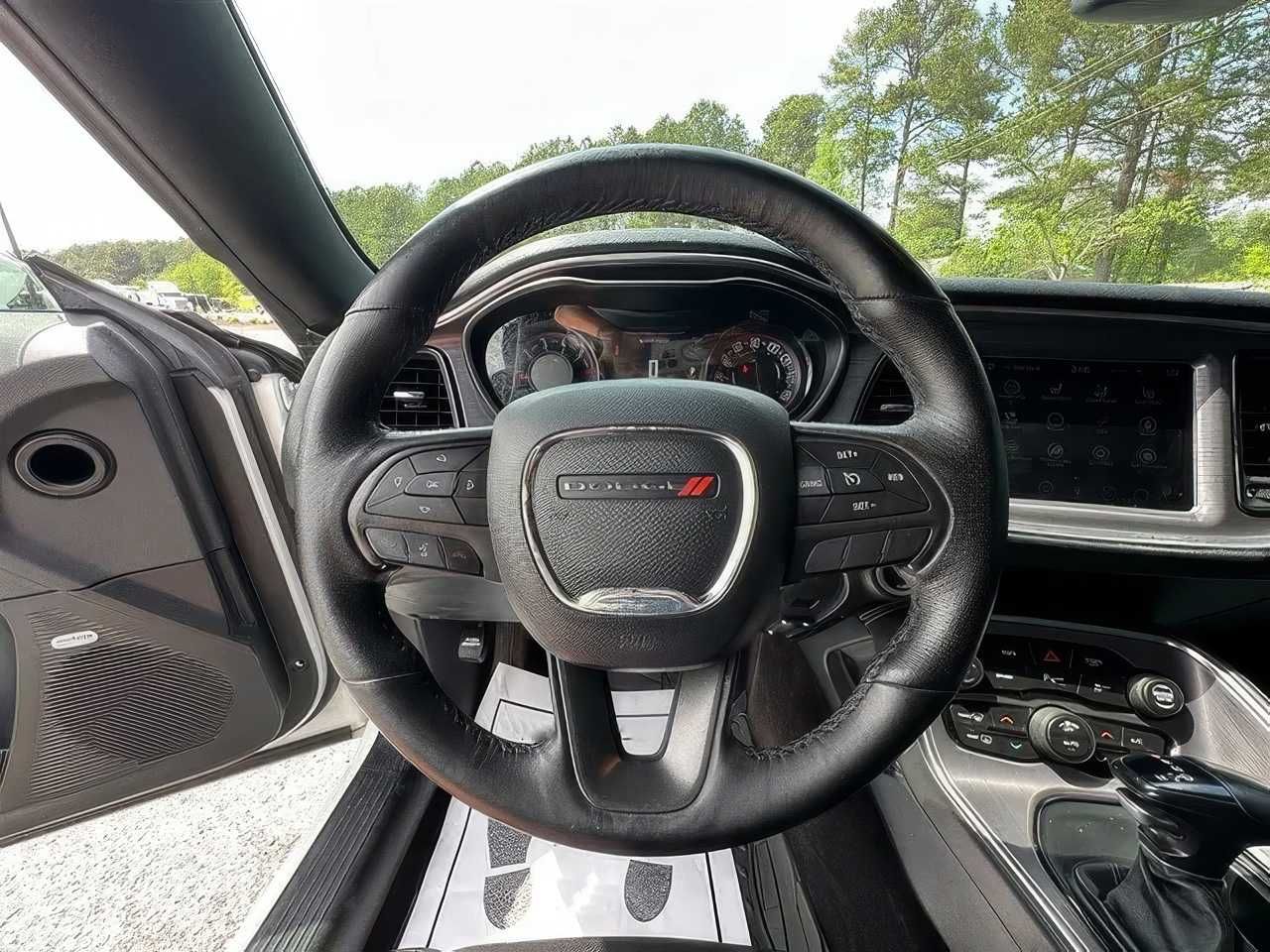 2017 Dodge Challenger RT Plus