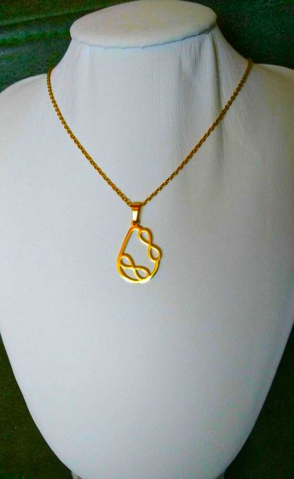 Colar Aço Dourado Oval c/ Infinitos NOVO
