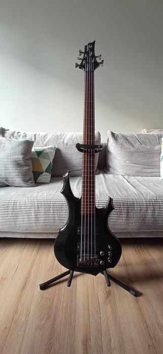 ESP LTD F-415 bas EMG Darkglass ToneCapsule Bass case