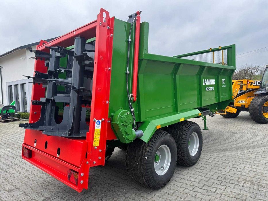 Rozrzutnik Roltrans skorupowy 8 t, solidna konstrukcja *TRANSPORT*