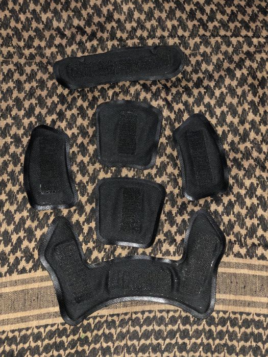 Продажа возможна  одним лотом или по отдельности