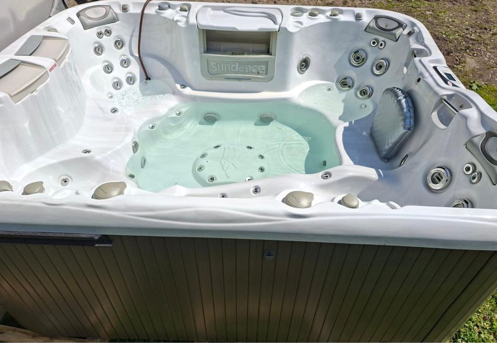 Jacuzzi sundance maxxus armstark 880