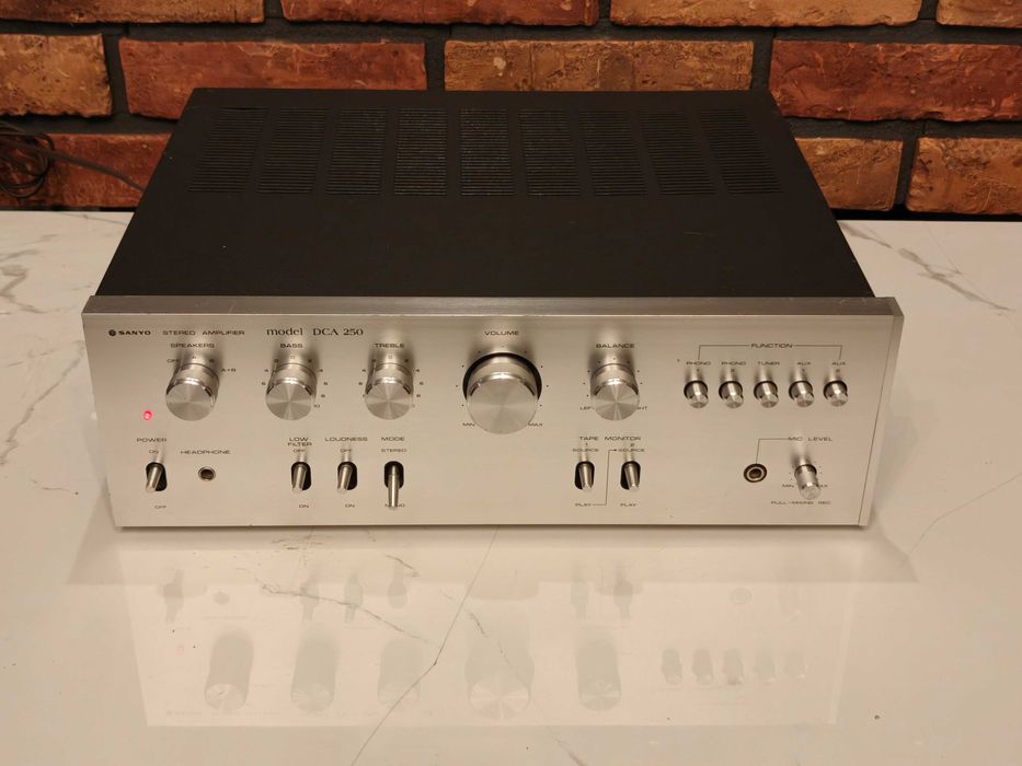 SANYO DCA-250 ! Rzadki wzmacniacz VINTAGE ! OKAZJA