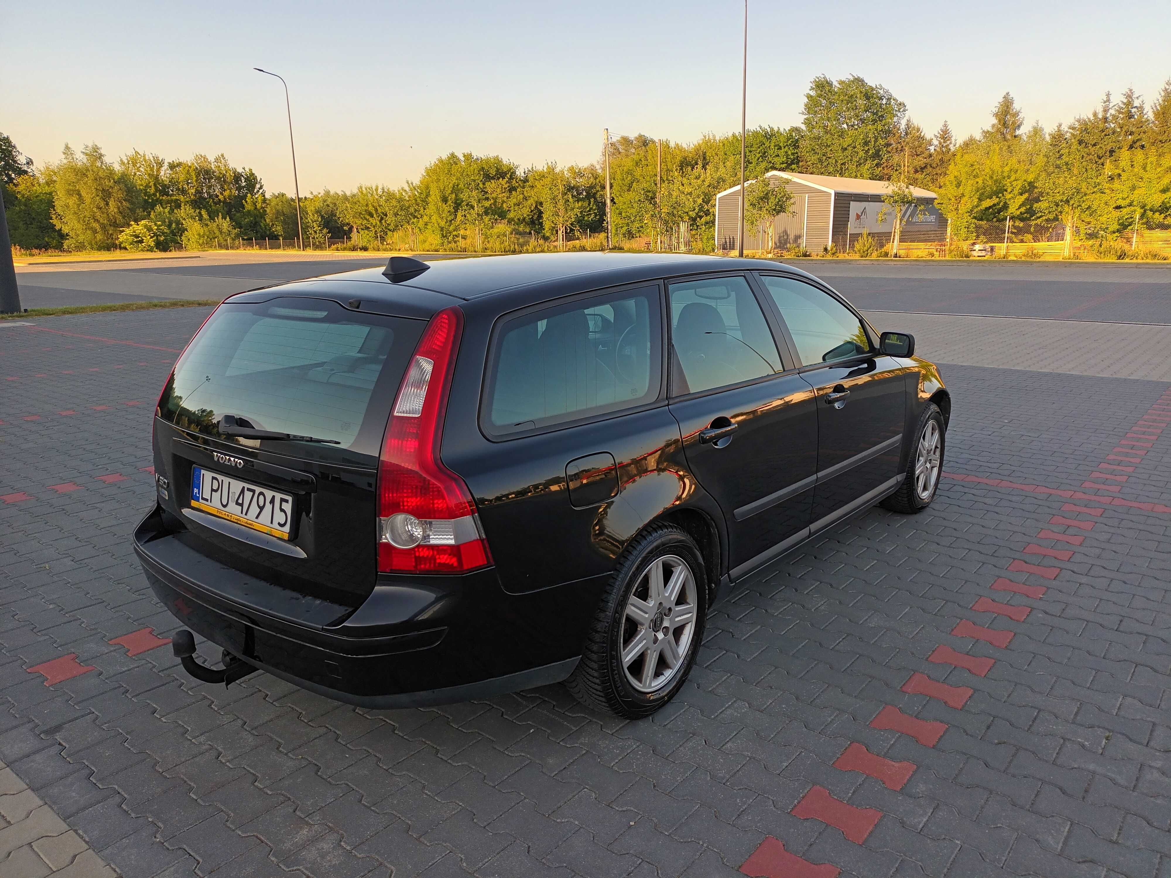 Sprzedam Volvo V50 1.6D, 2006r., przebieg 307000 km, stale użytkowane