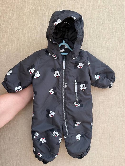 Дитячій зимовий комбінезон H&M ( розмір 4-6 міс) 68 см