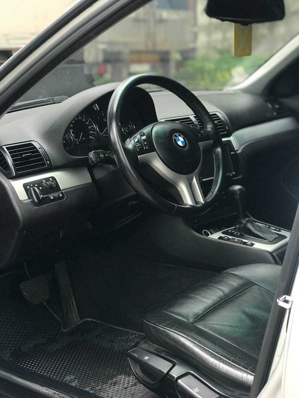 Продам машину BMW 320 e46