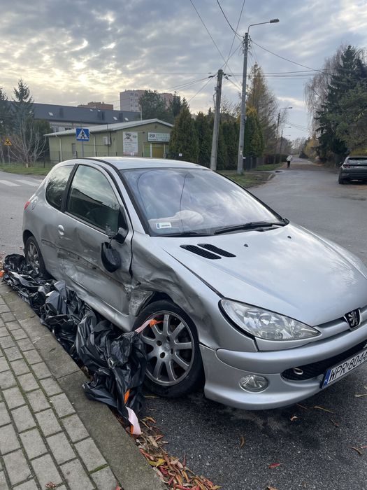 Peugeot 206 GTI/S16 2.0 bezyna 2004 uszkodzony