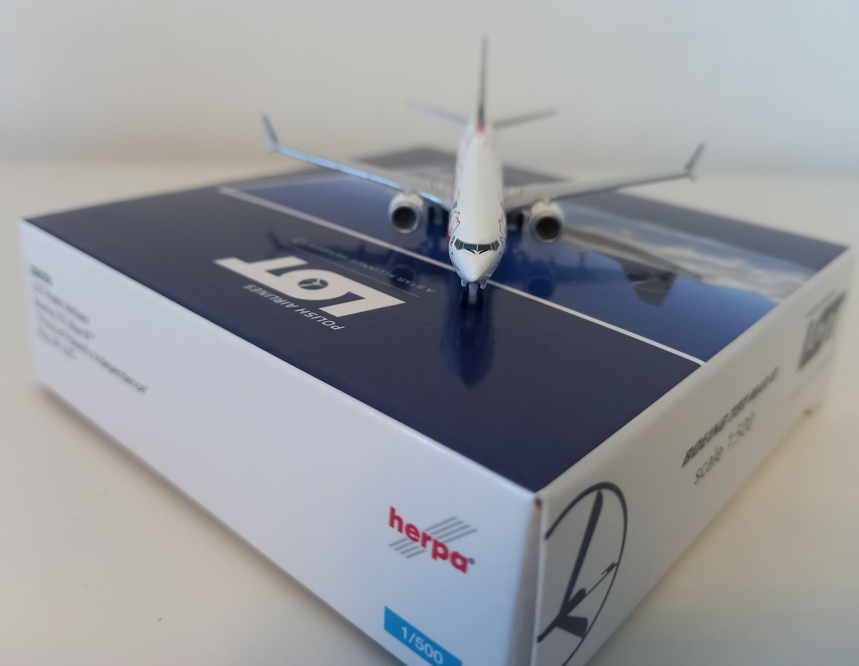 Boeing 737 MAX 8 PLL LOT Herpa 1:500 metalowy