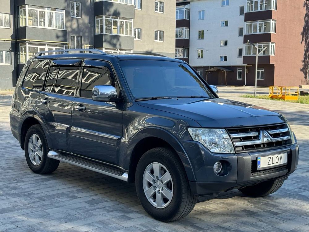 Mitsubishi Pajero Wagon