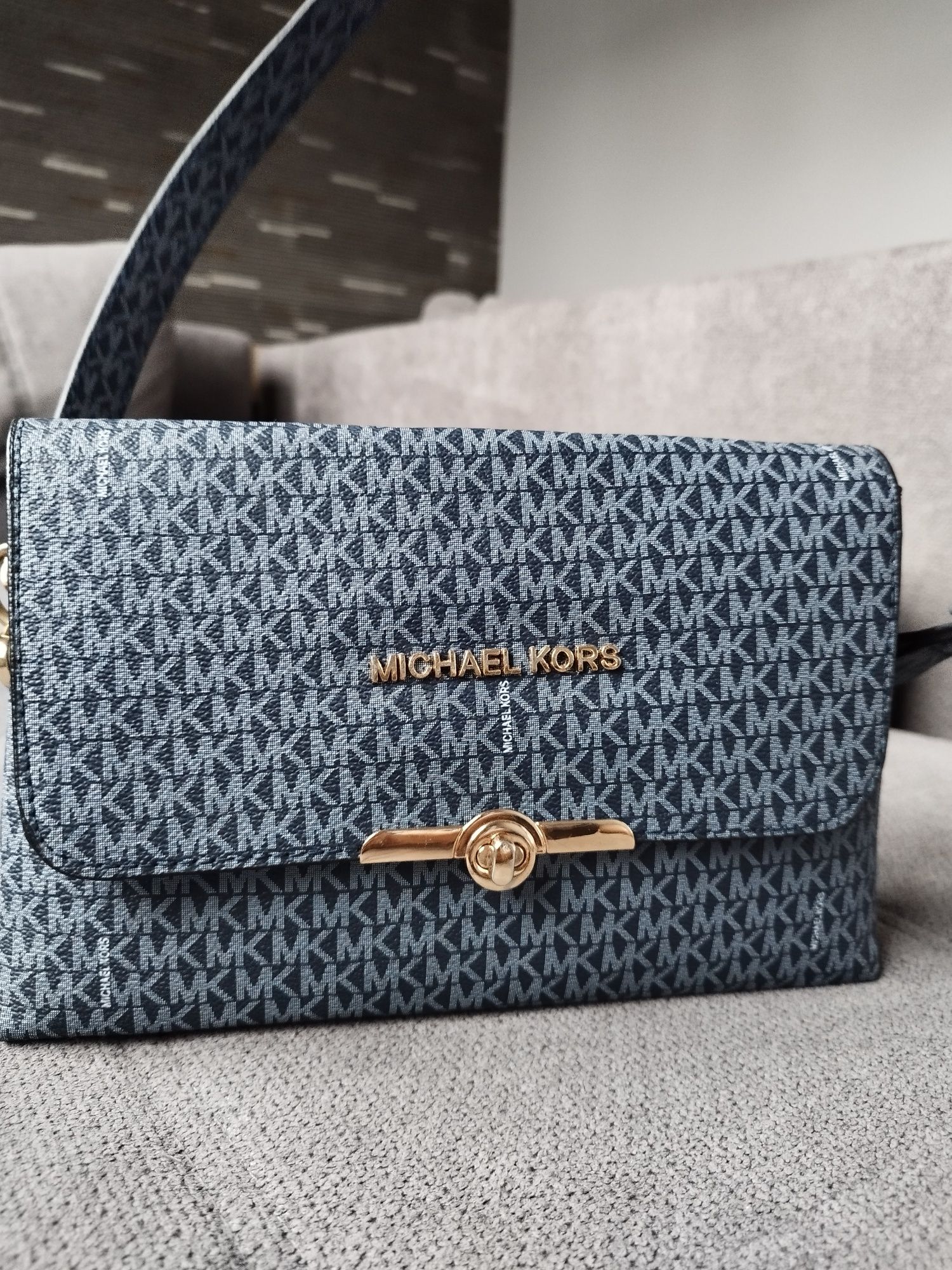 Torebka listonoszka Michael Kors
