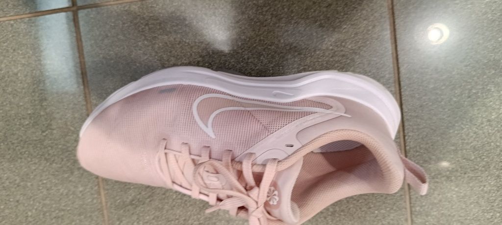 Ténis Nike numero 38