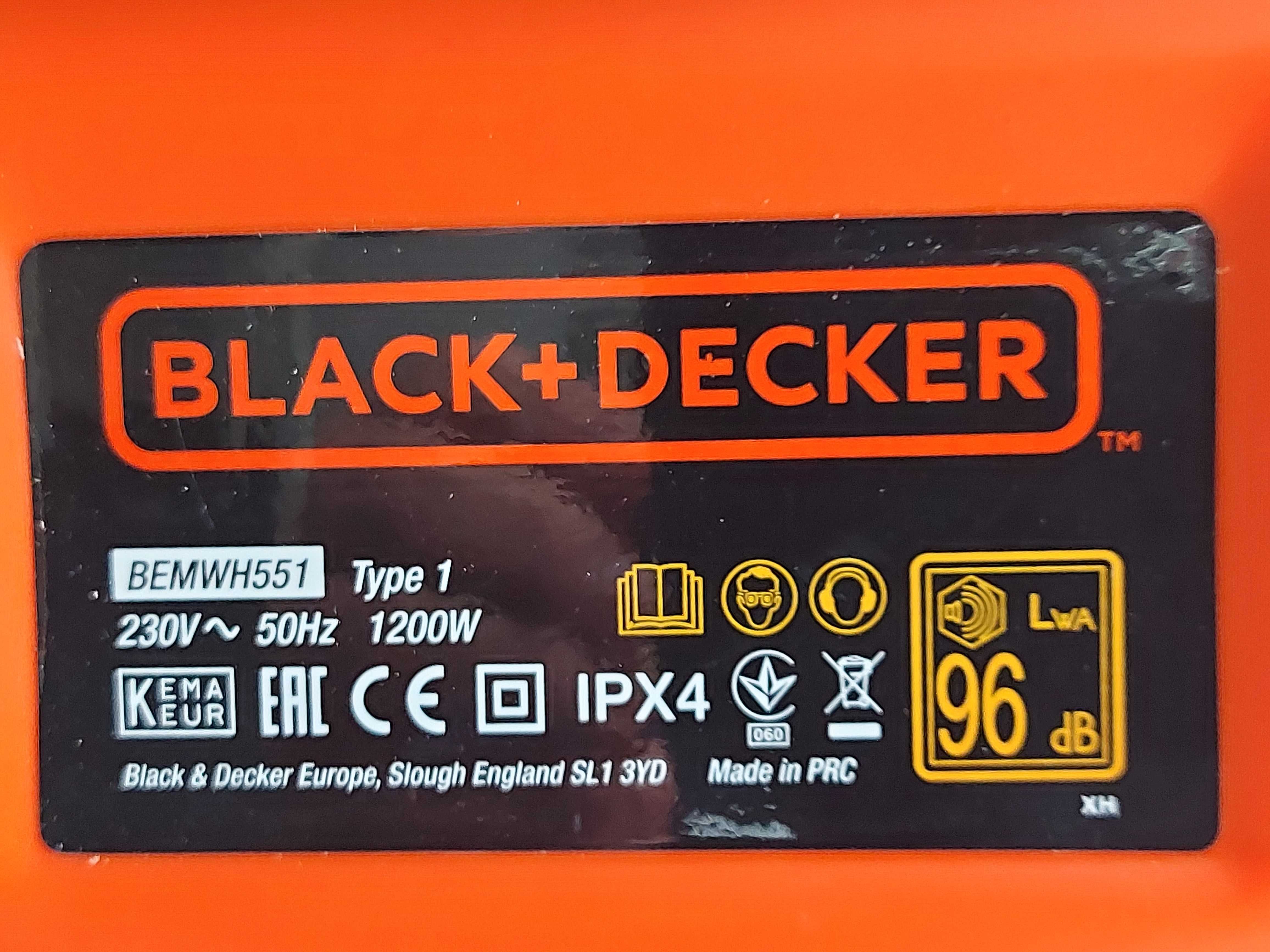 Kosiarka elektryczna pływająca Black&Decker 30 cm 1200 Watt