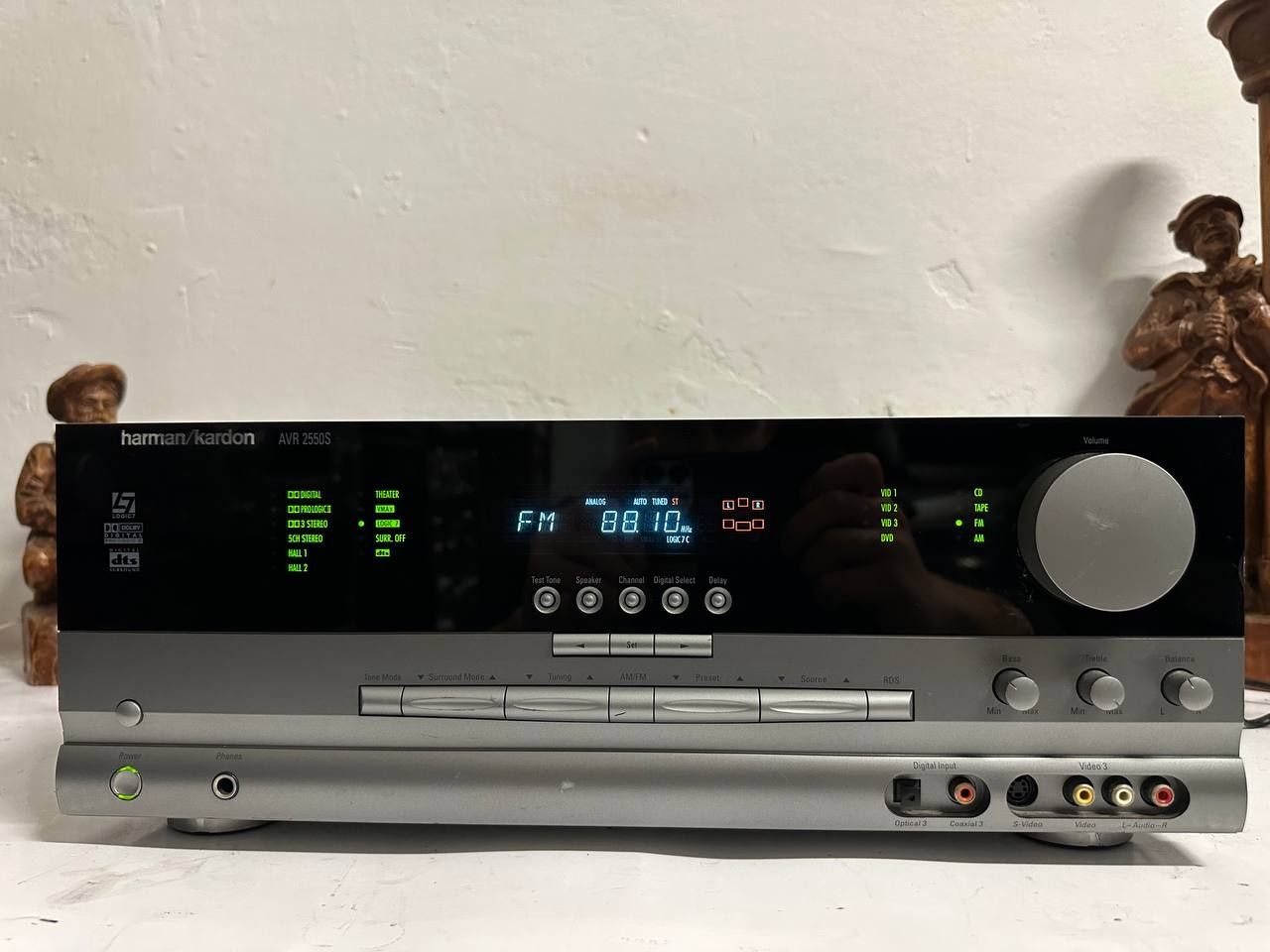5.1 AVR Amplituner Harman Kardon AVR 2550