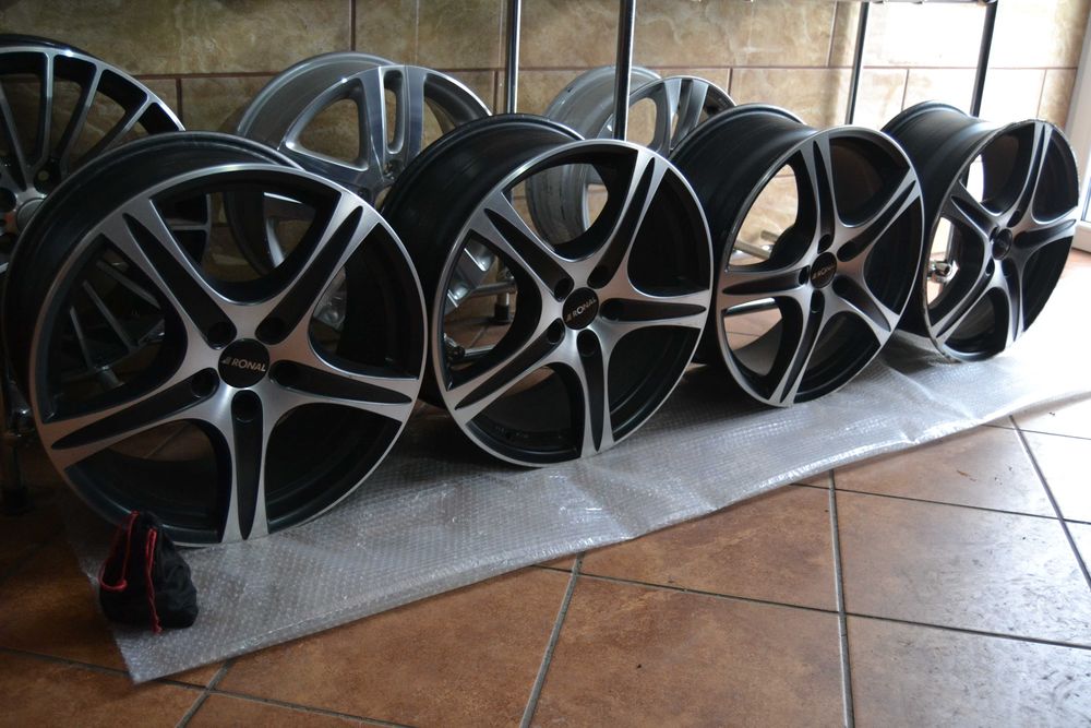Komplet felg alu Ronal VW Audi Mercedes 18 cali 5x112 et45 8x18 felgi