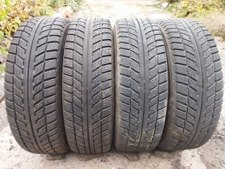 Продам зимнюю резину Belshina 175/70R13 в идеальном состоянии
