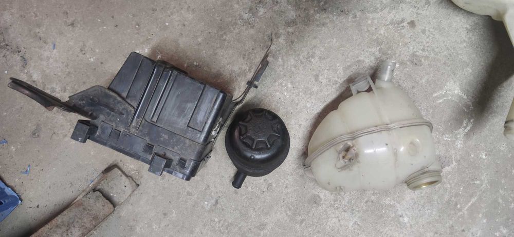 Бачки: Расширительный, ГУР, омывателя СААБ 9-5 (SAAB)