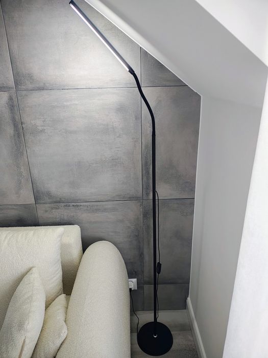 Nowoczesna lampa stojąca podłogowa LED NOWA