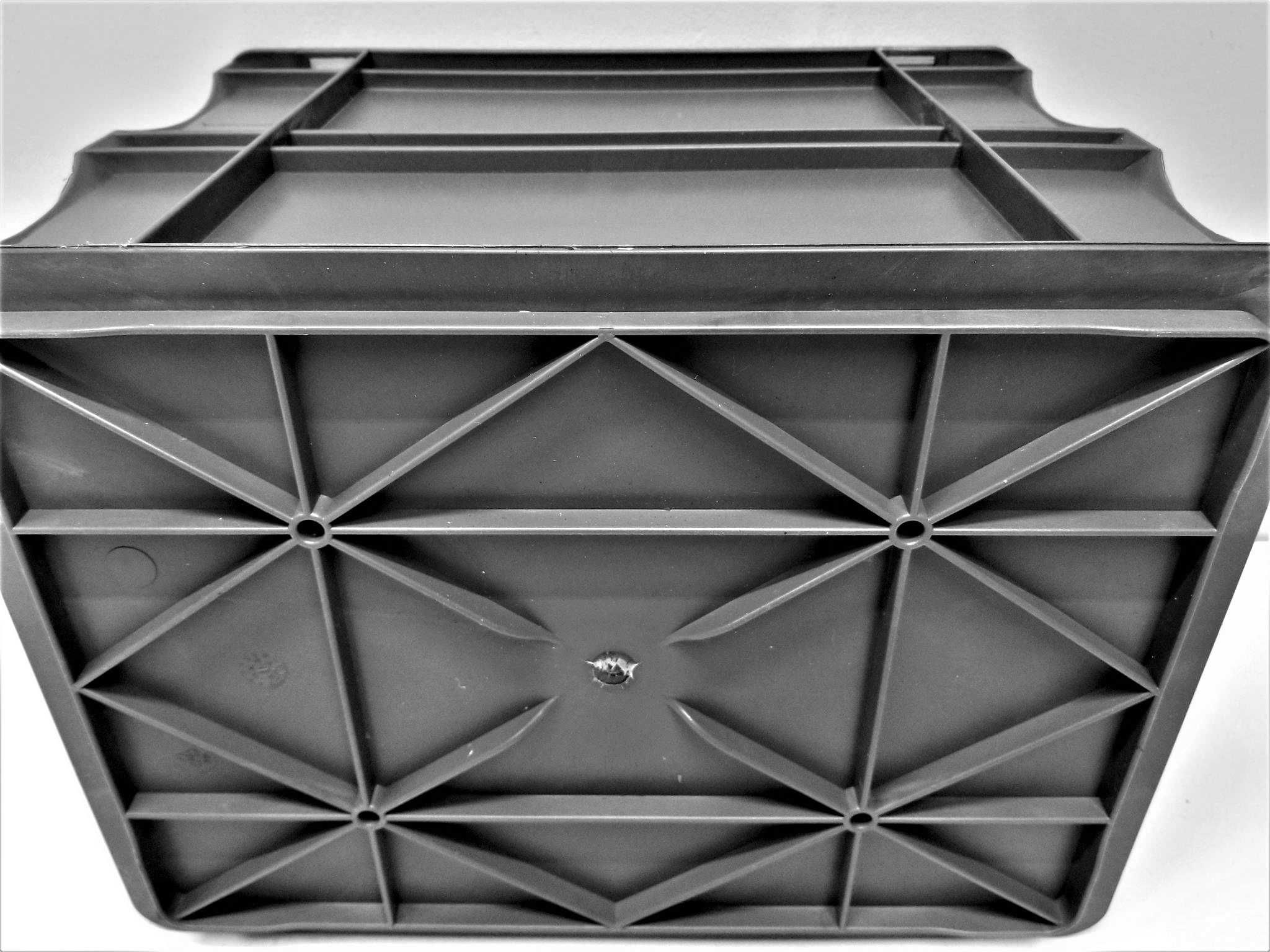 Pojemnik 40x30x29cm Skrzynka Plastikowa Kosz Magazynowy Warsztatowy.