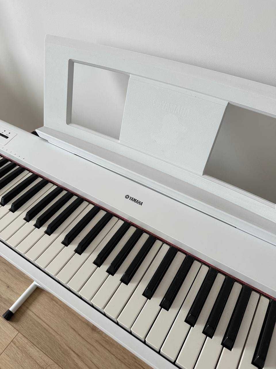 Pianino cyfrowe Yamaha Piaggero NP-32