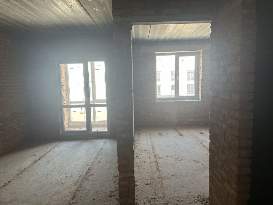 Продам  1-кімнатну квартру в новобудові