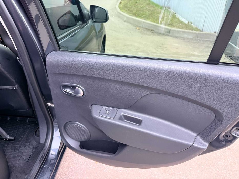 Продаю власне авто