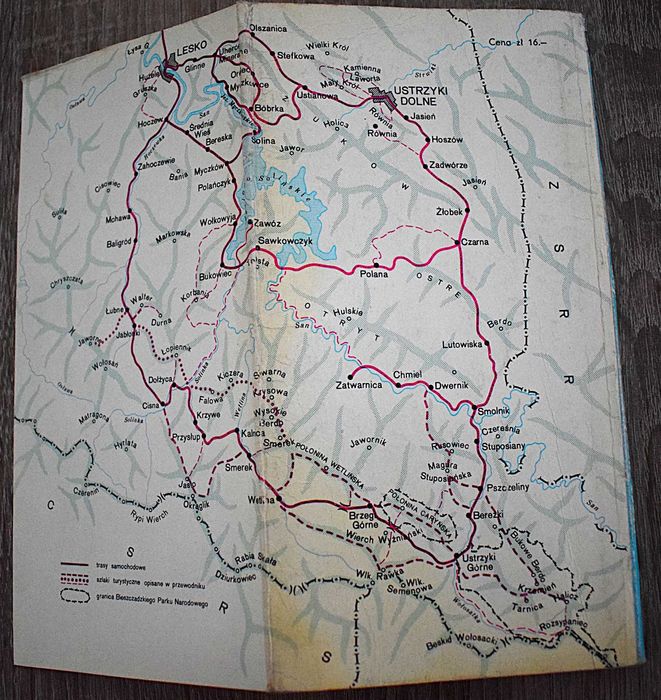 Przez przełęcze Bieszczadów samochodem i z plecakiem. Przewodnik 1975