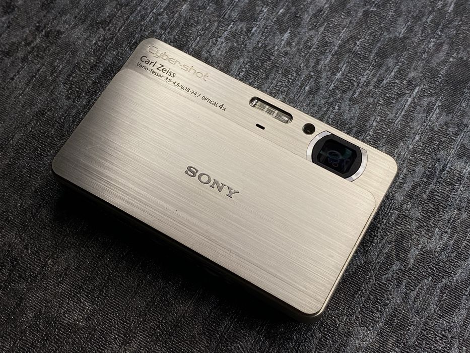 Sony Cyber-Shot DSC-T700
