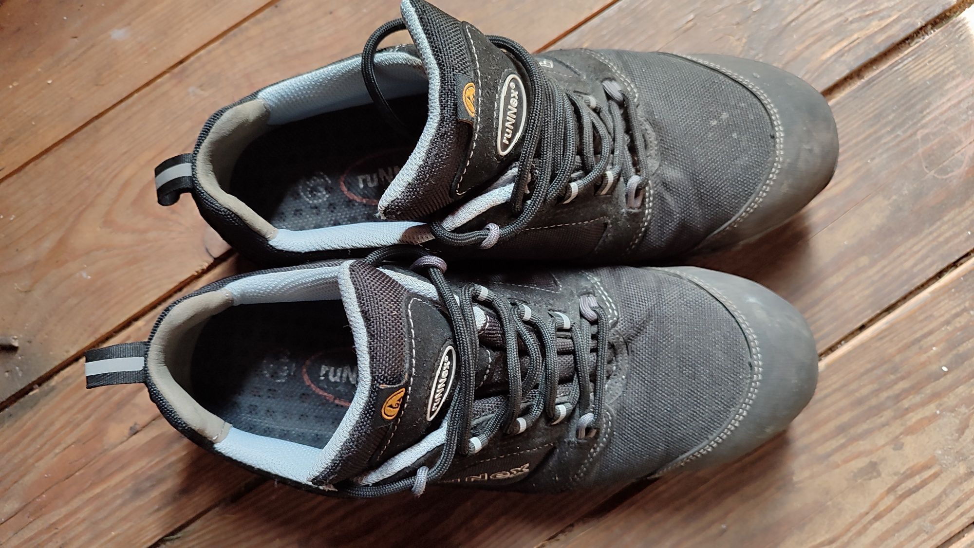 Buty robocze Runnex rozmiar 42 jak nowe kilka razy założone