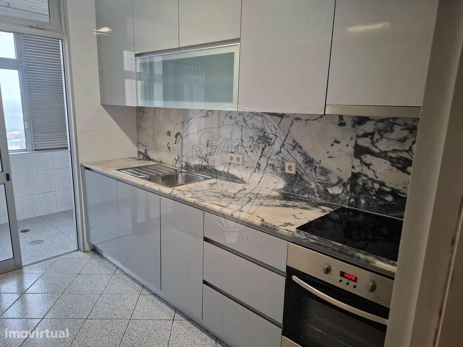 Apartamento T3 para arrendamento