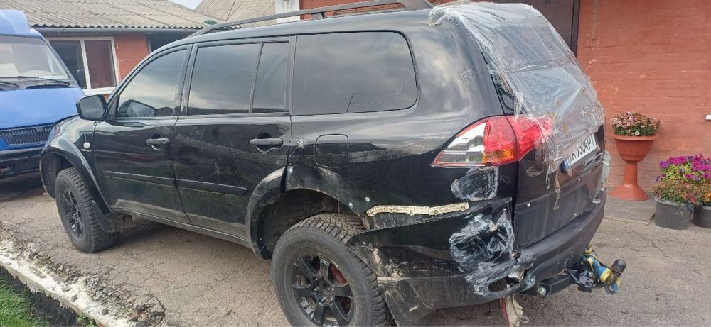 Продам ціляком або по запчастям