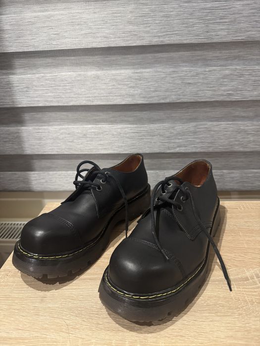 Glany skórzane 3 dziurki 46r.