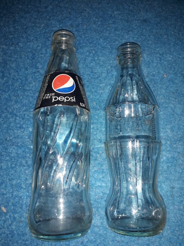 Бутилки Pepsi, Coca Cola