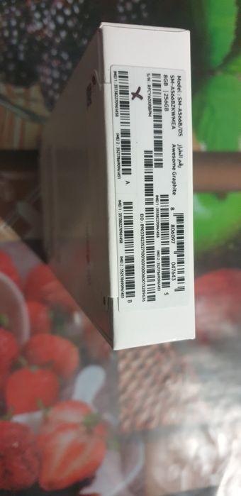 Срочно Продам самсунг А 56  8-256 новий